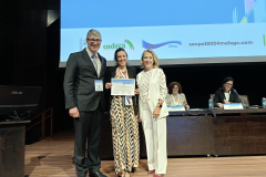 8-8-medicinapaliativa-premio-revista-medicina-paliativa-larecogeotraennombredemaria_54151858503_o
